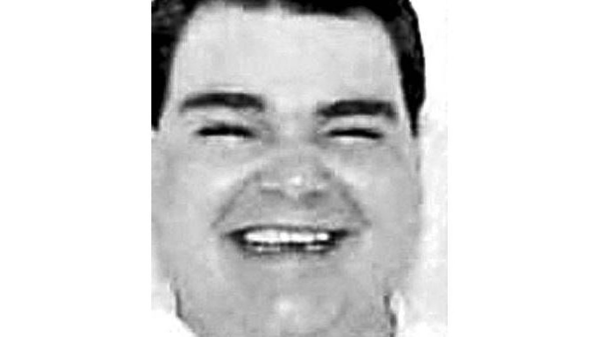Christopher Newton, de 37 años, mató a otro preso