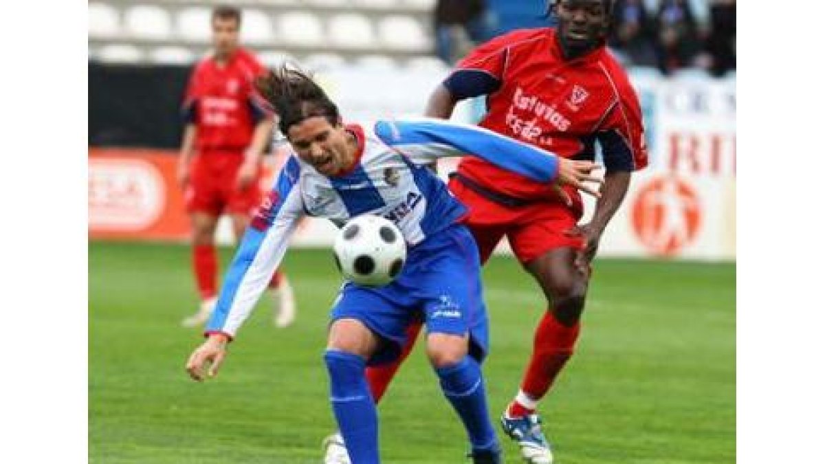 De Paula ha sido el primer jugador de la Deportiva en renovar su contrato.