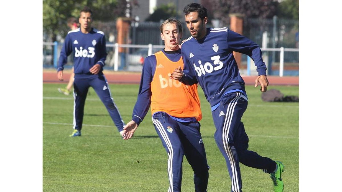 La Deportiva comenzó ayer a preparar el duelo de Gijón.