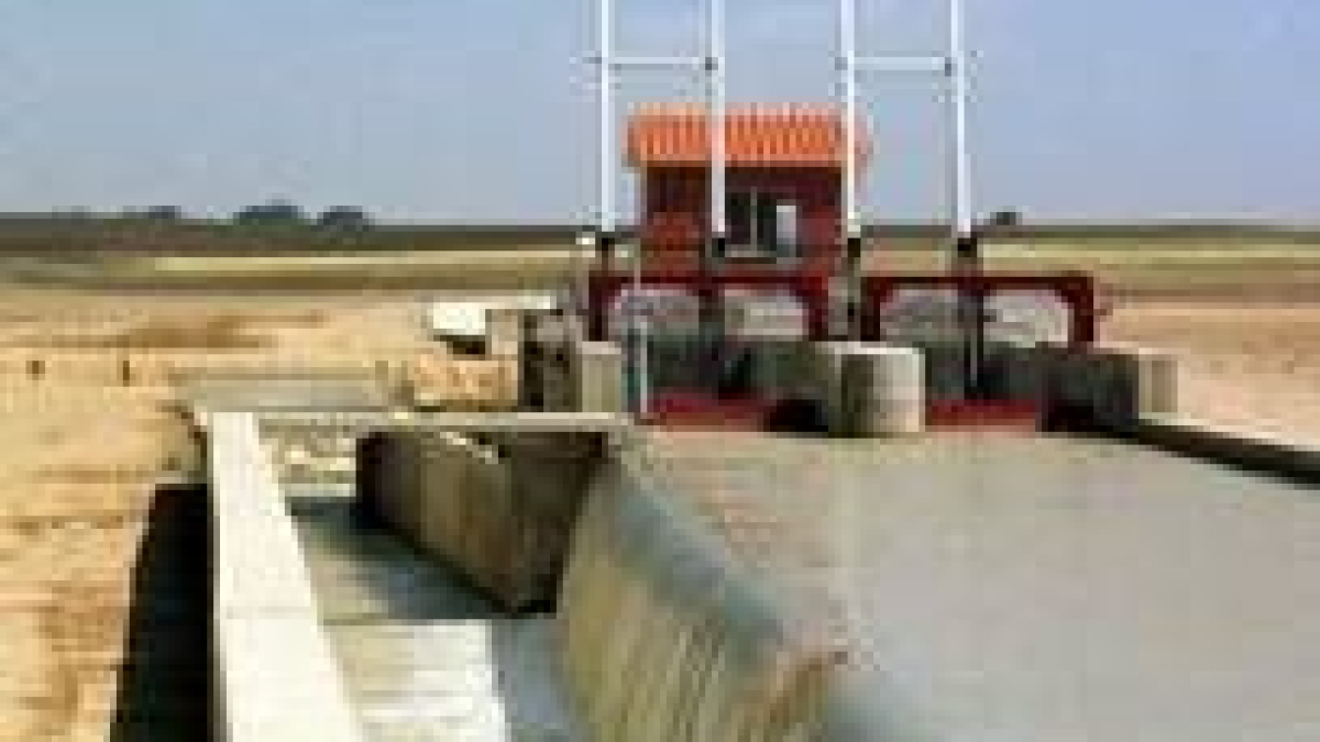 Planta de trasvase de agua al río Carrión