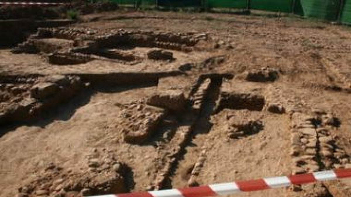Plantas de las viviendas excavadas en el