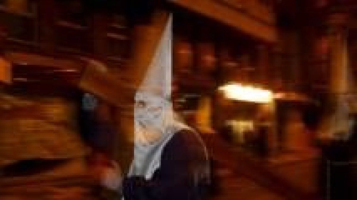 y el Silencio