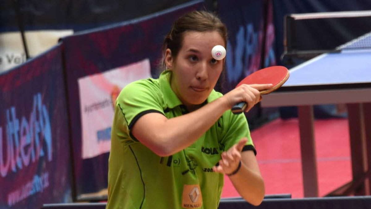 La leonesa María Ramírez Redondo en un partido del Campeonato de España de tenis de mesa. NURIA