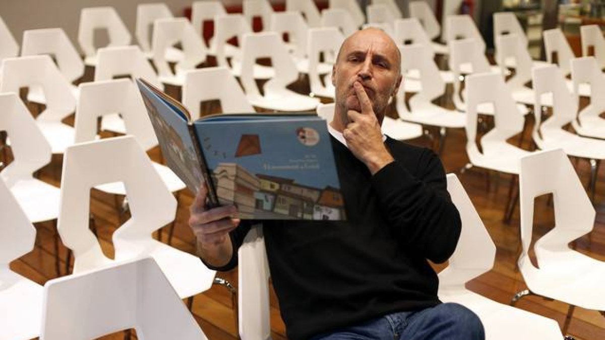 Paco Mir durante la presentación de su libro infantil en noviembre del pasado año.