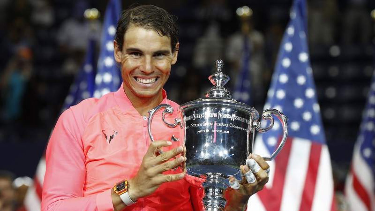 Nadal logró en la pista Arthur Ashe su tercer título en el Abierto de Estados Unidos en una final en la que pasó por encima de Anderson. LANE