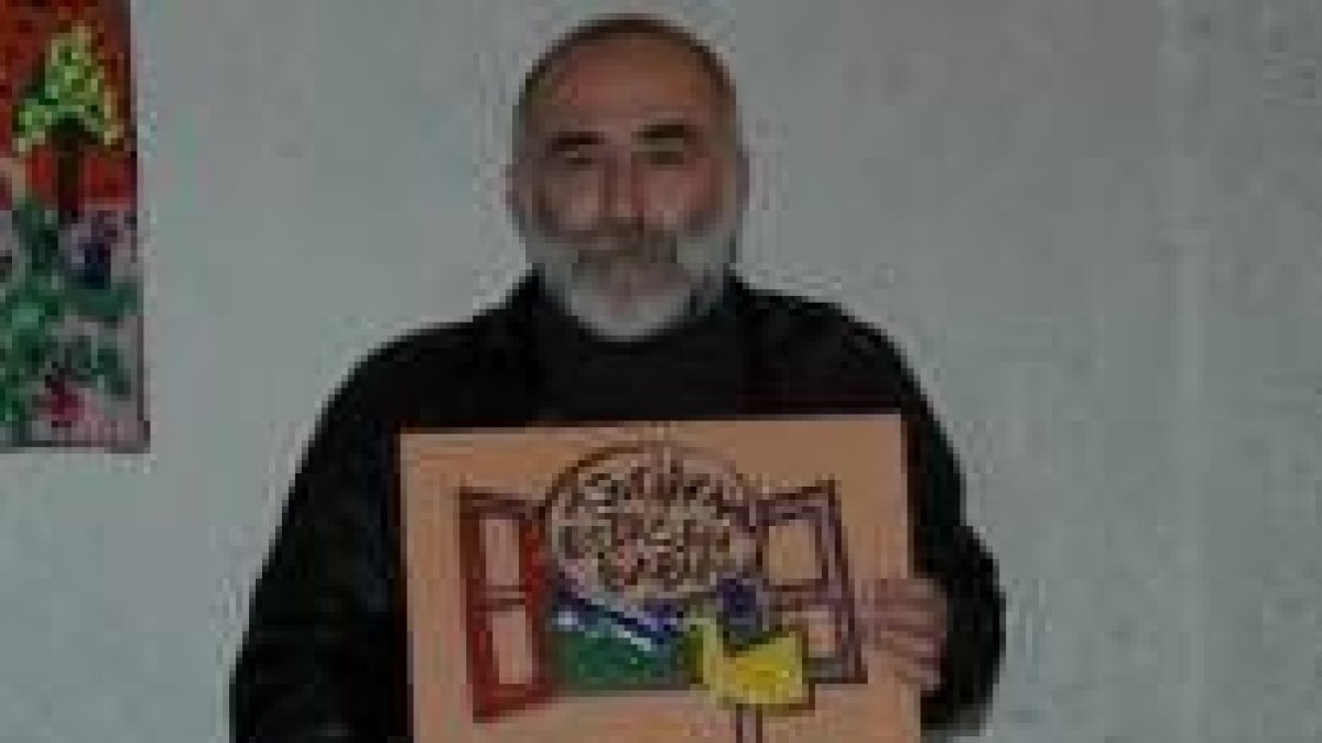 Manuel Sierra, diseñador del logotipo de la asociación