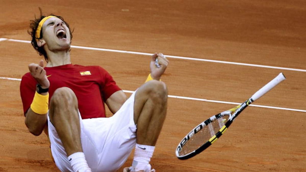 Rafa Nadal celebra de forma efusiva su triunfo frente a Del Potro tras un partido eléctrico y con altibajos en el que el manacorí demostró más templanza que se oponente.