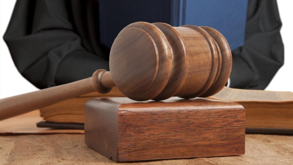 Mazo de un tribunal.