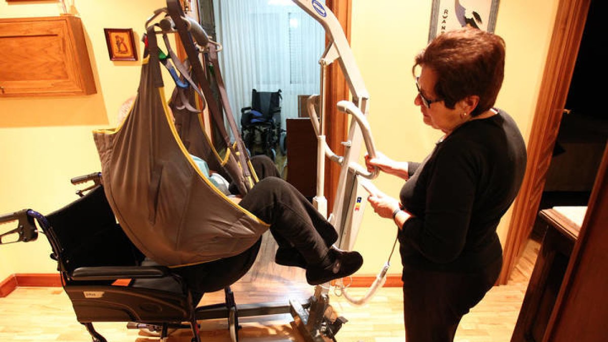 Imagen de un dependiente en la provincia de León. SECUNDINO PÉREZ