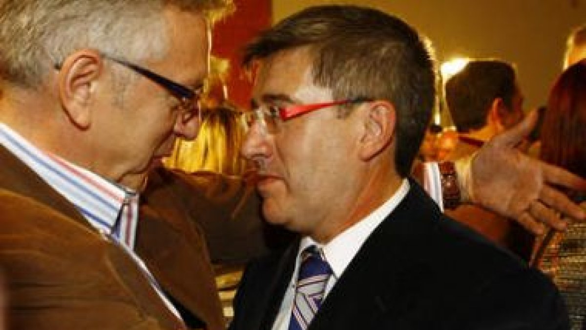 Cayón y Fernández, en una imagen de archivo del congreso del PSOE en el 2008.