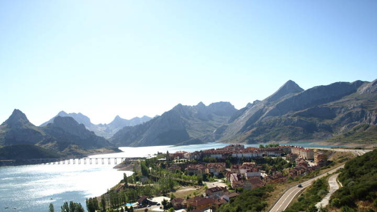 Vista de Riaño en una imagen de archivo. CAMPOS