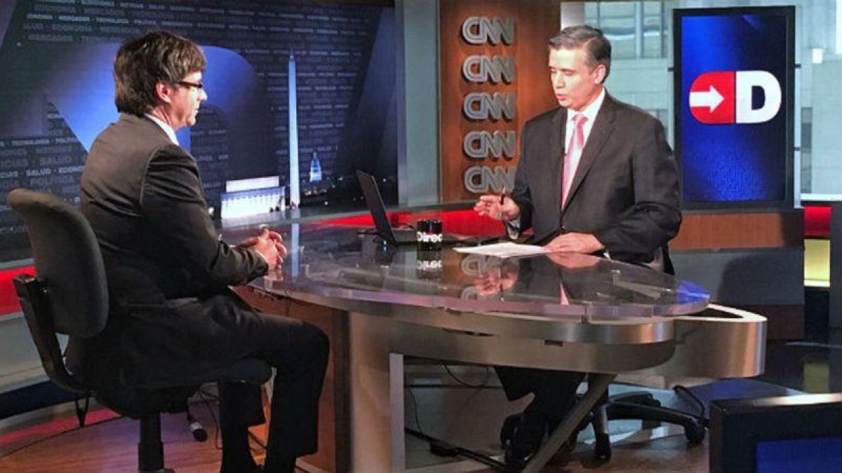 Carles Puigdemont durante la entrevista en el plató de la CNN en Washington.