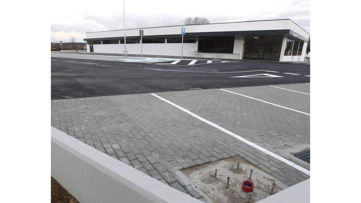 La nave del supermercado ya está construida.
