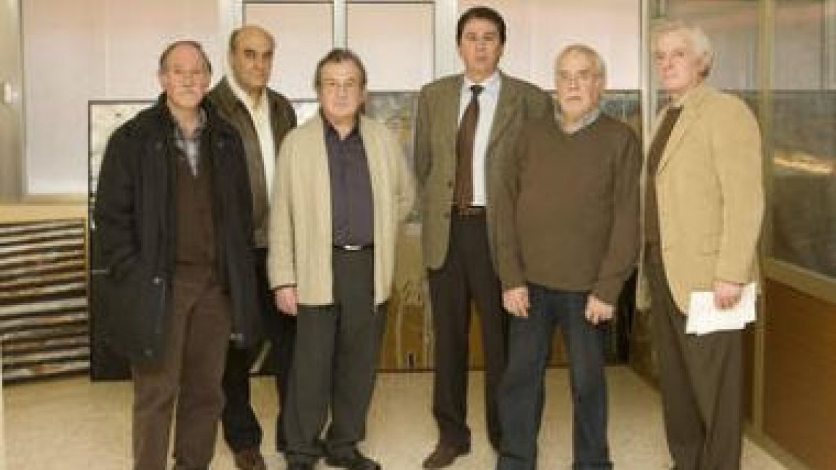 El jurado deliberador, después de tomar las decisiones correspondientes
