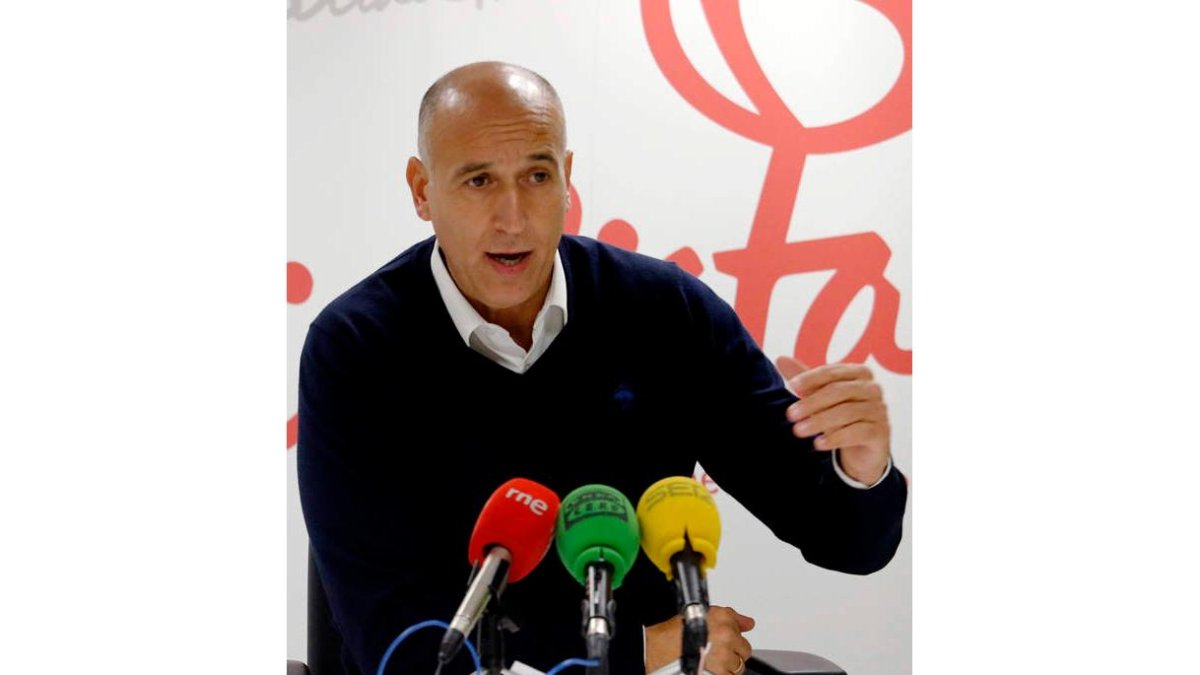 Diez avanzó ayer su propuesta de infraestructuras.