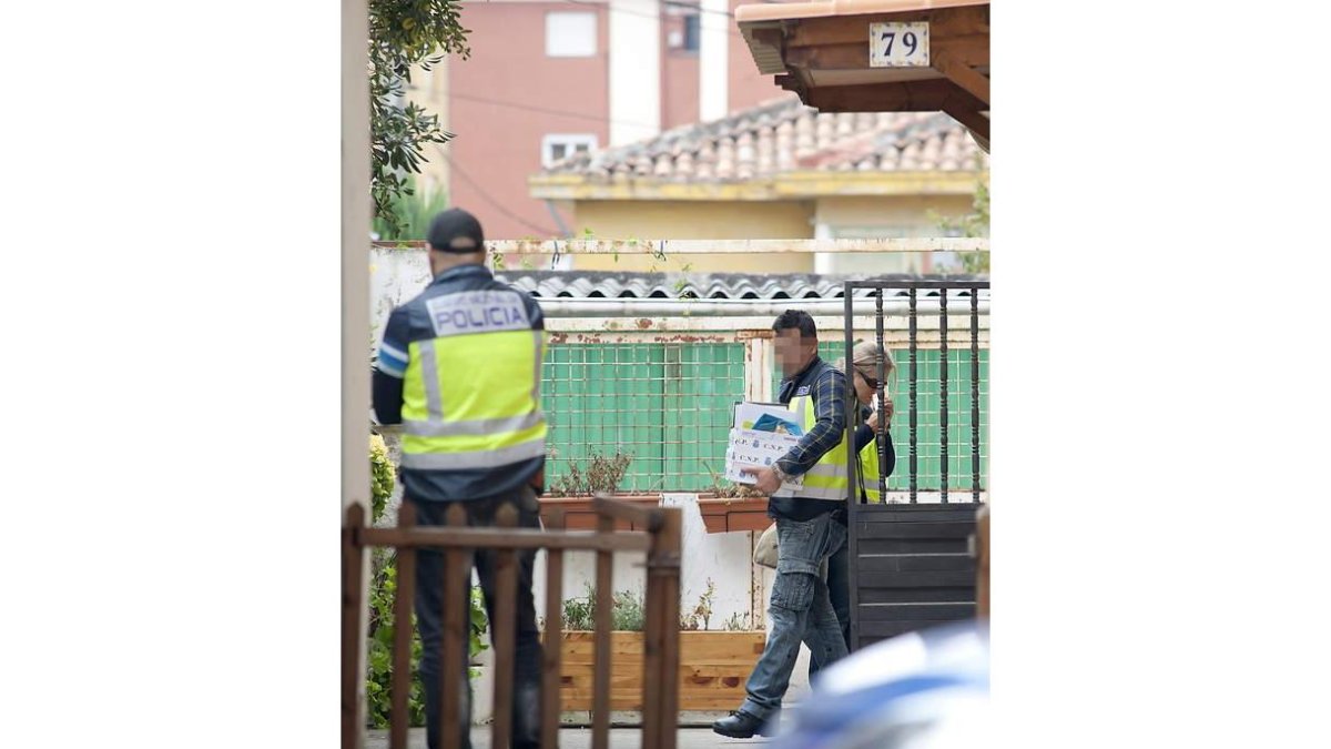 Registro tras la detención.