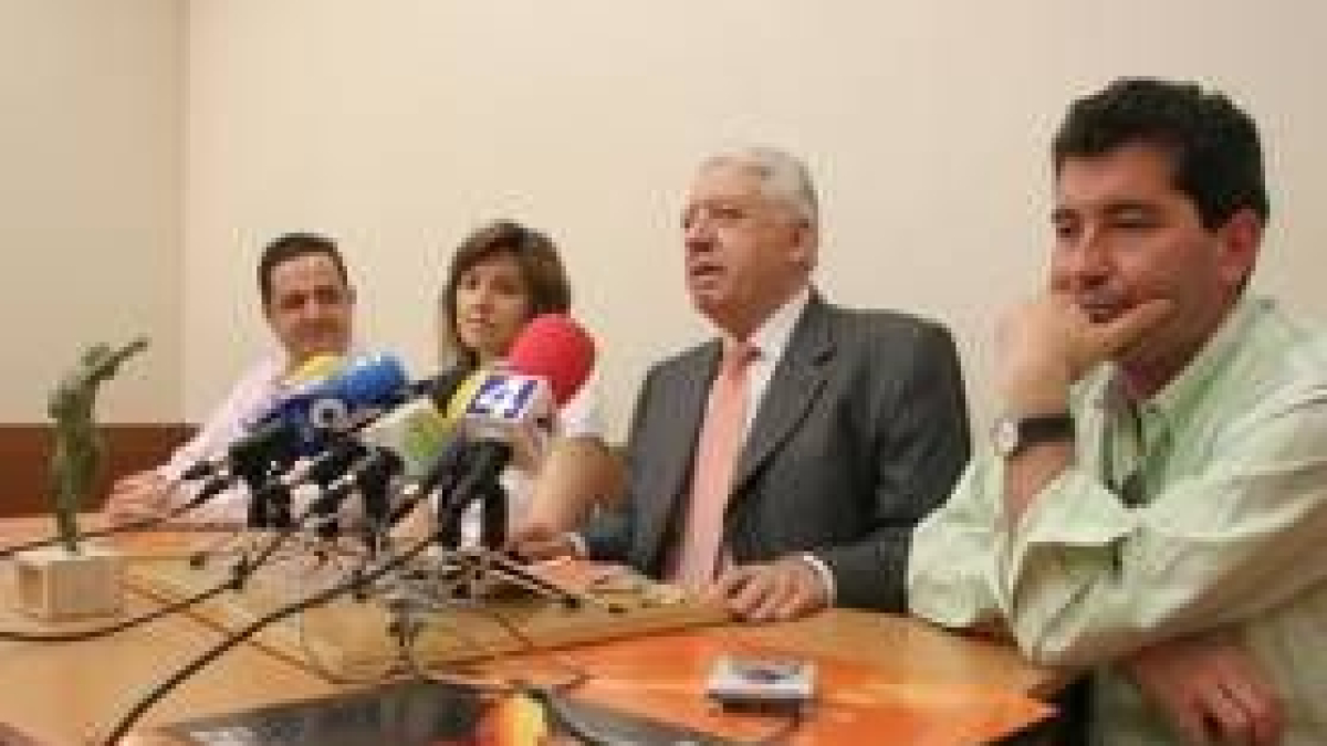 Manuel Rodríguez, en su despedida como edil, presentó la actuación
