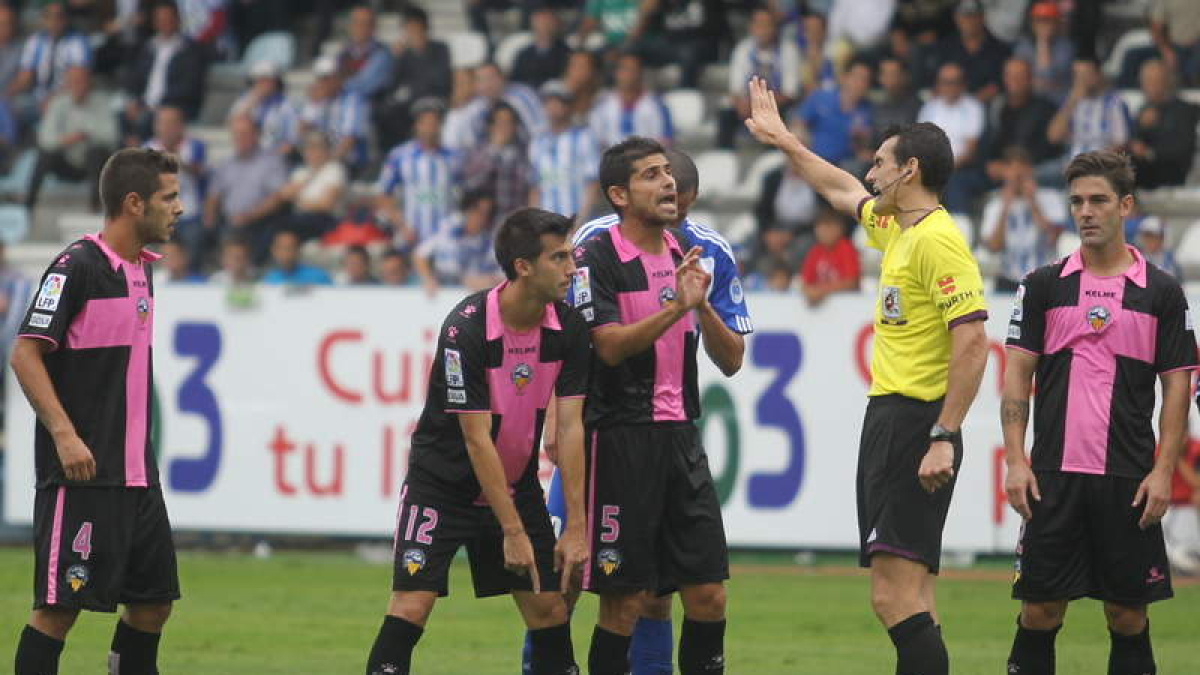 El único precedente entre los dos equipos data de la pasada temporada y acabó 3-1.