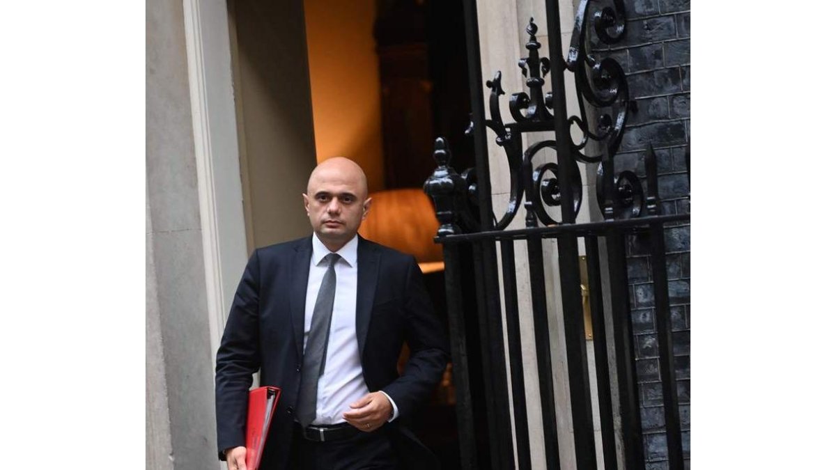 Sajid Javid sale ayer del 10 de Downing Street. NEIL HALL