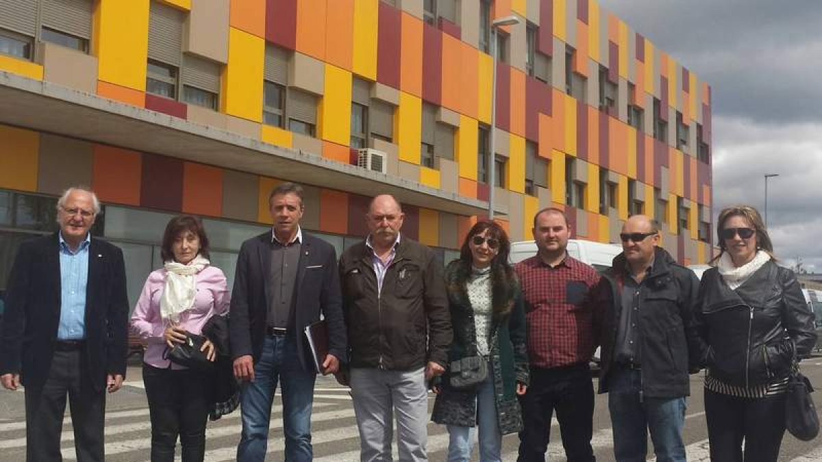 González Rivo acudió al CRE con otros leonesistas.