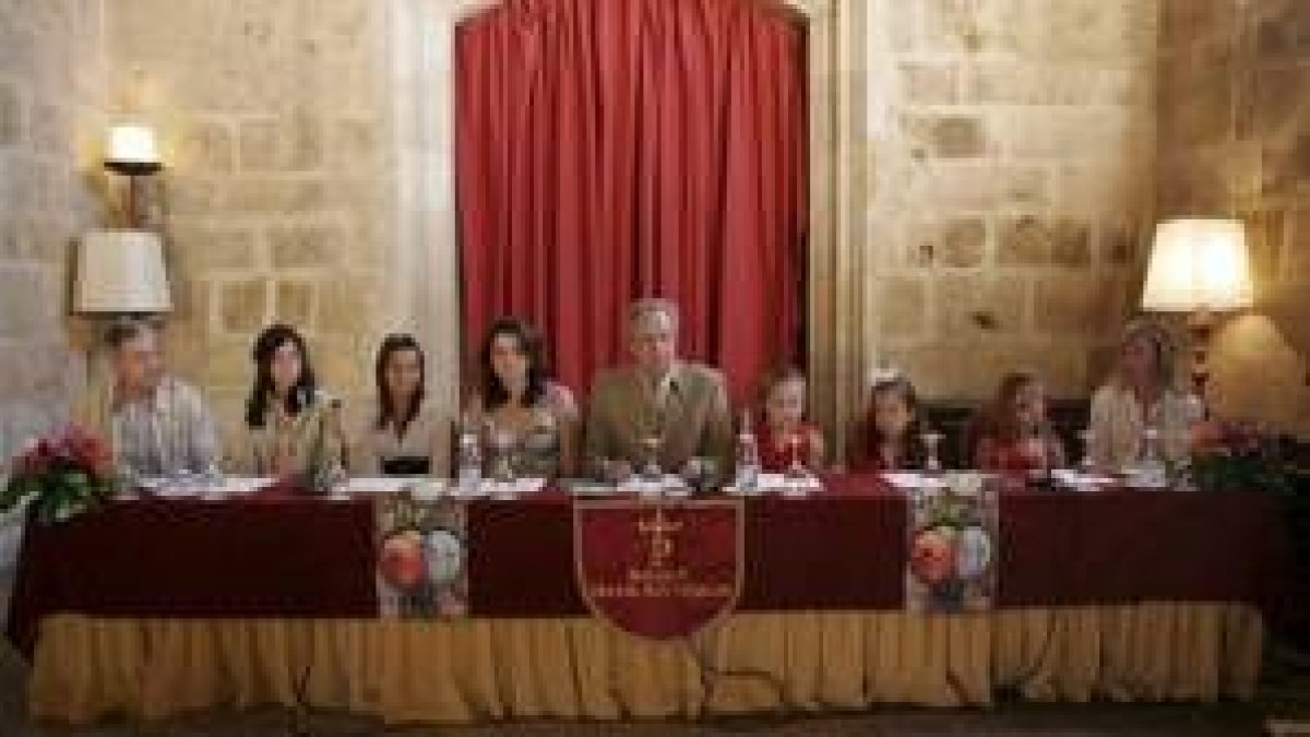 El presidente de la Casa Asturias presentó las fiestas en el Hostal San Marcos