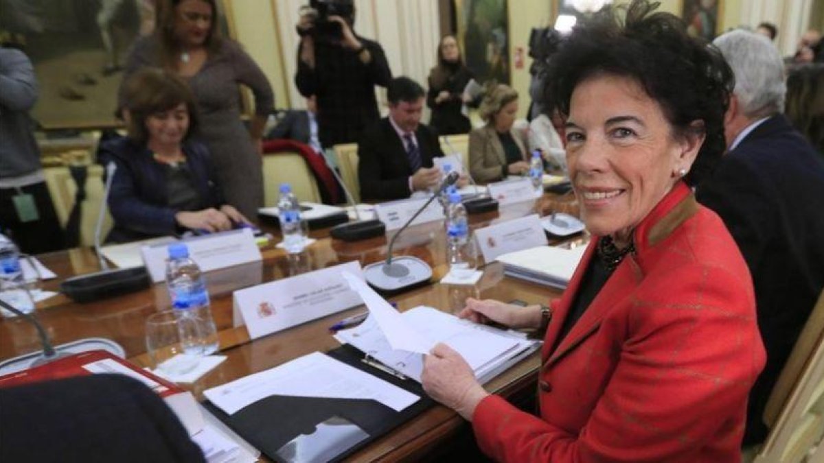 La minsitra de Educación, Isabel Celaá, en la Conferencia Sectorial.