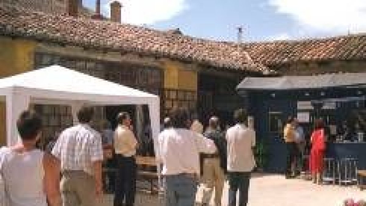 Buscar a Max Cotilla en la foto es inútil: estaba detrás de la cámara, apretando el botón