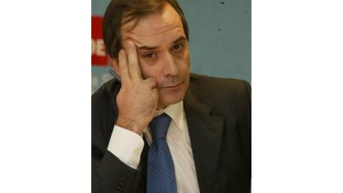 José Antonio Alonso es el cabeza de lista al Congreso por el PSOE