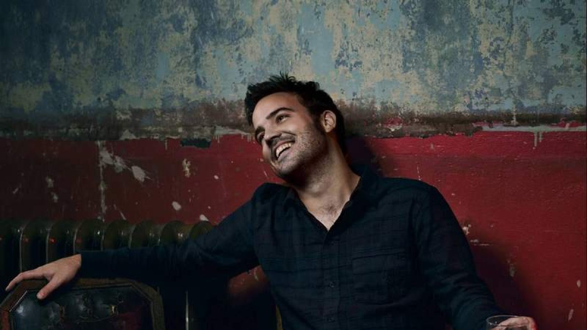 El cantante Juan Zelada en una imagen promocional