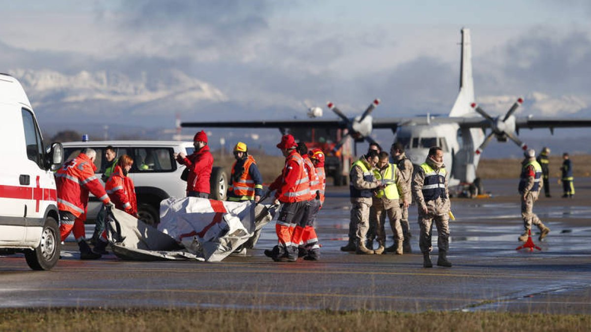 Las pistas del aeródromo militar de La Virgen del Camino fueron el escenario del simulacro de accidente aéreo.