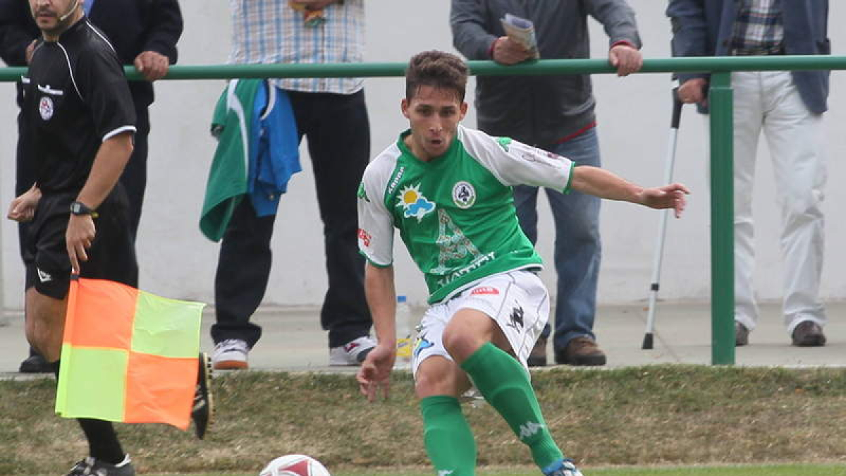 Iván Cabezudo está siendo uno de los jugadores más utilizados por Gallego.