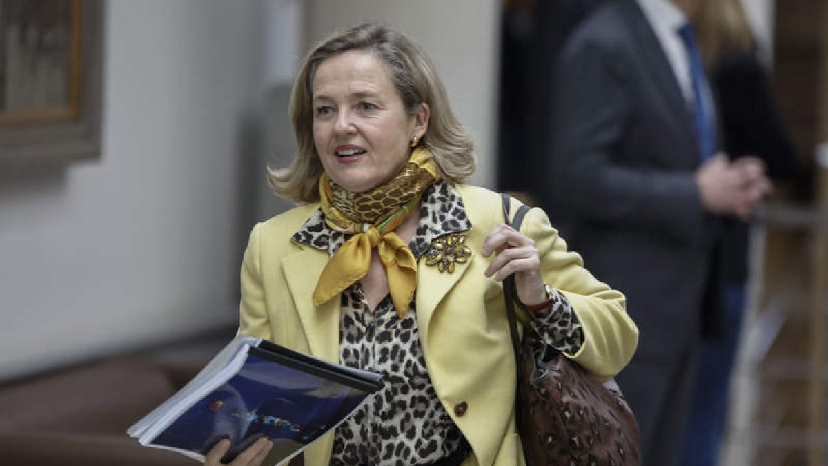 La vicepresidenta Nadia Calviño, ayer en el Senado. SERGIO PÉREZ