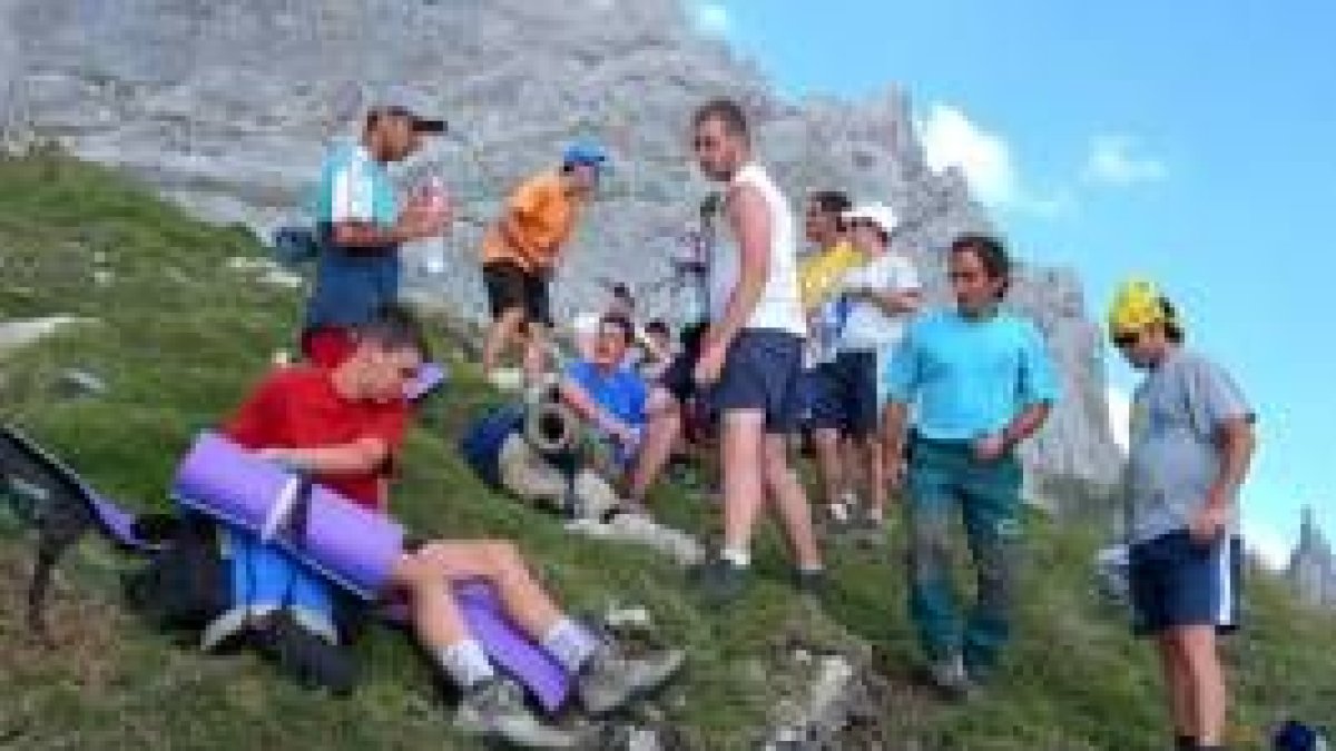 Tan sólo el 0,7% de los jóvenes prefiere hacer excursiones en su tiempo libre