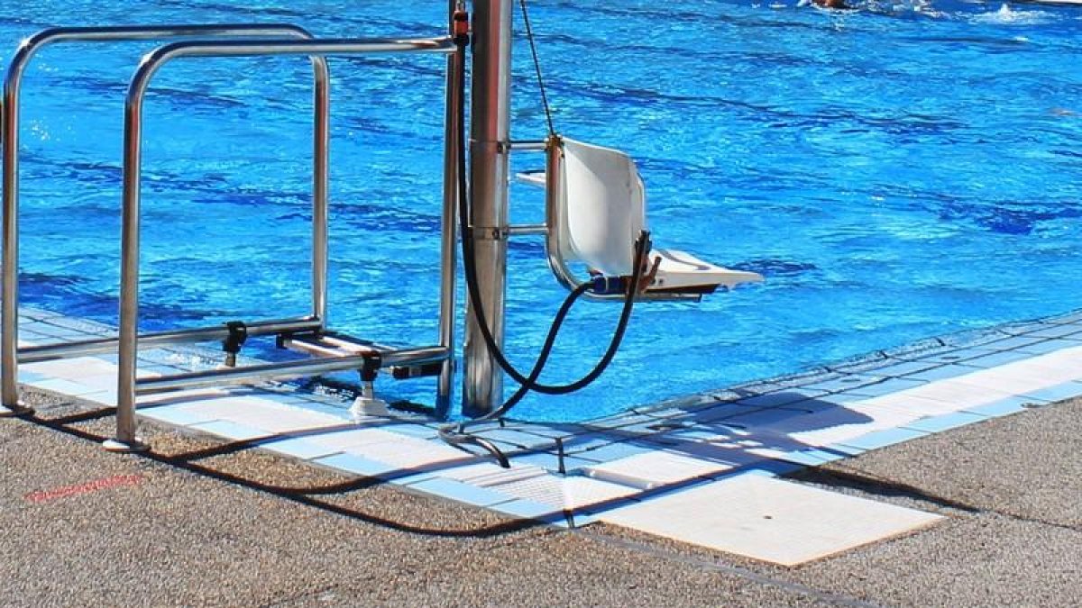 La piscina del Hispánico está lista ya para abrir mañana. DL