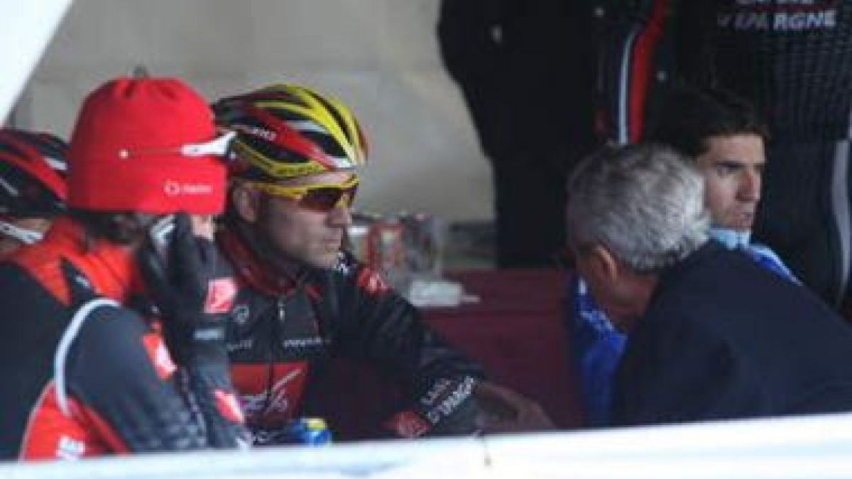 Sastre, Valverde y Samuel Sánchez, los tres triunfadores en el Criterium de San Andrés.