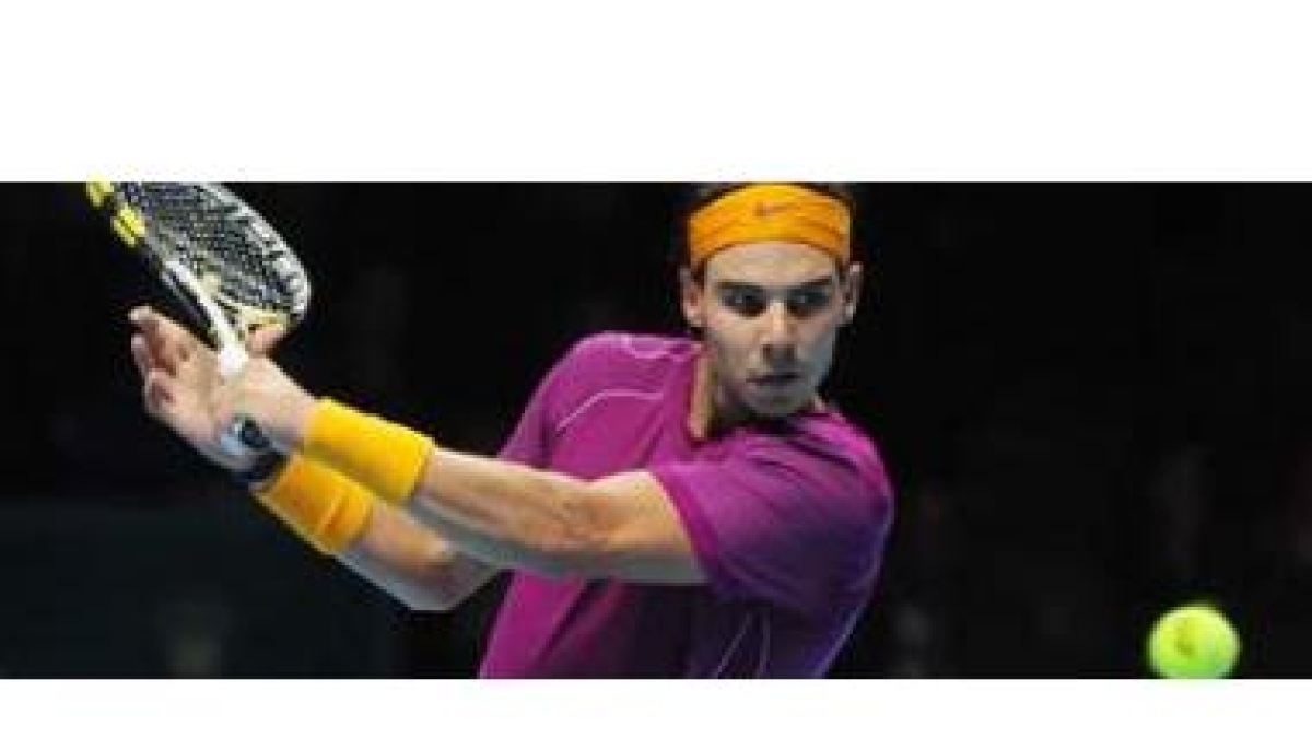 Rafael Nadal responde una bola ayer ante el estadounidense Andy Roddick.