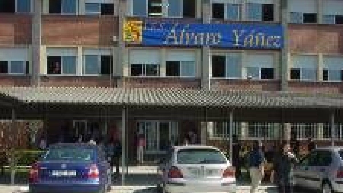 La Asociación de Padres se  movilizará si Educación no acomete la ampliación del centro