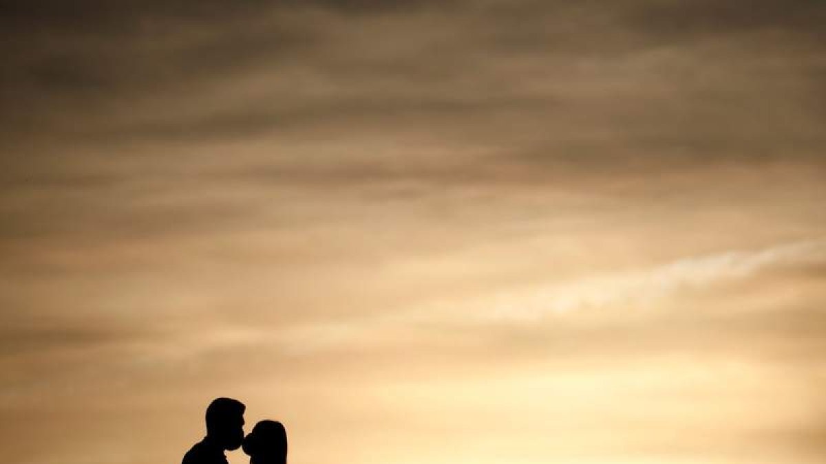 La temperatura de las distintas partes del cuerpo cambia cuando las parejas escuchan «su» canción. salas
