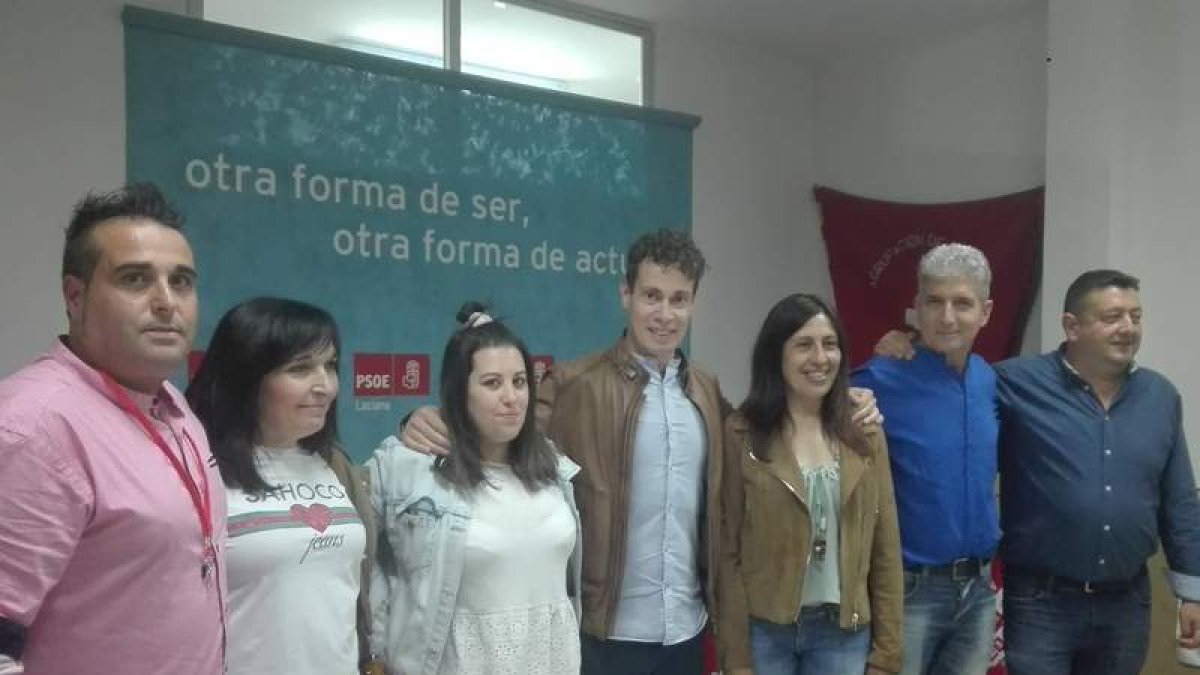 Imagen de Mario Rivas y su equipo de gobierno el día que ganó las elecciones de 2019. V.A.