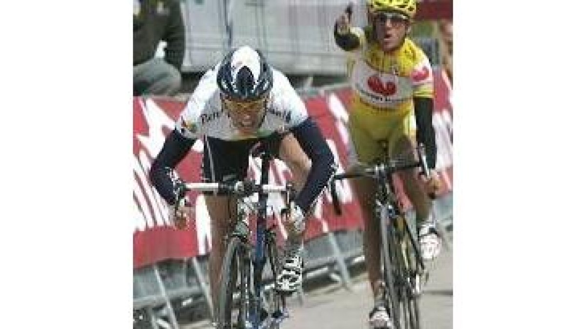 José Iván Gutiérrez se impuso al sprint a Constantino Zaballa