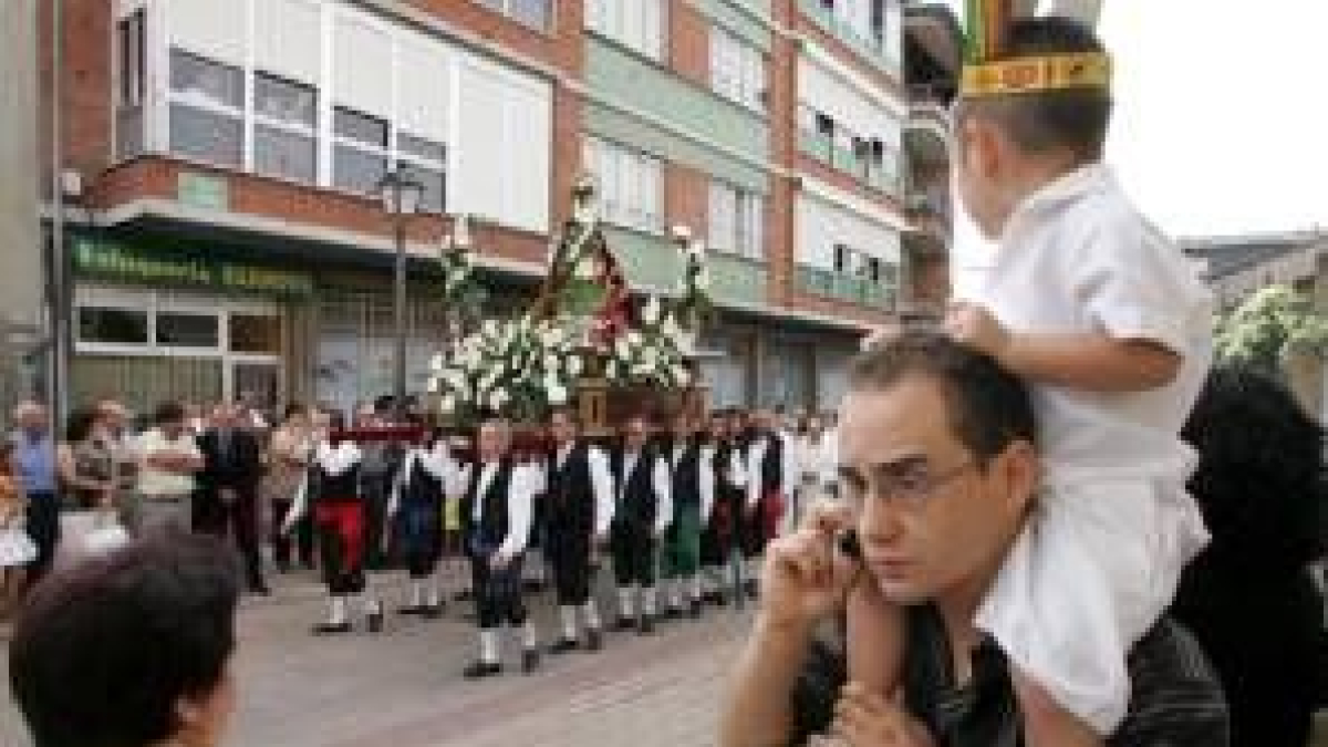 Cientos de bercianos prsenciaron el acto en honor a su patrona