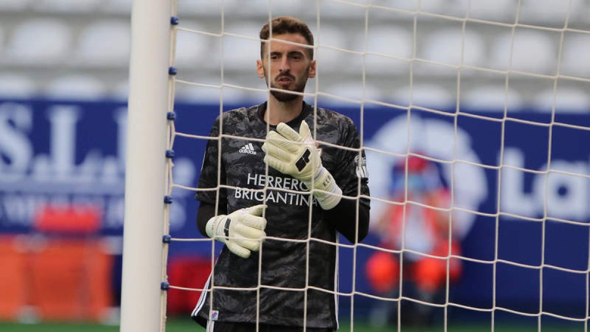 Manu García se despidió de la Deportiva, en la que estuvo durante dos temporadas y media. L. DE LA MATA