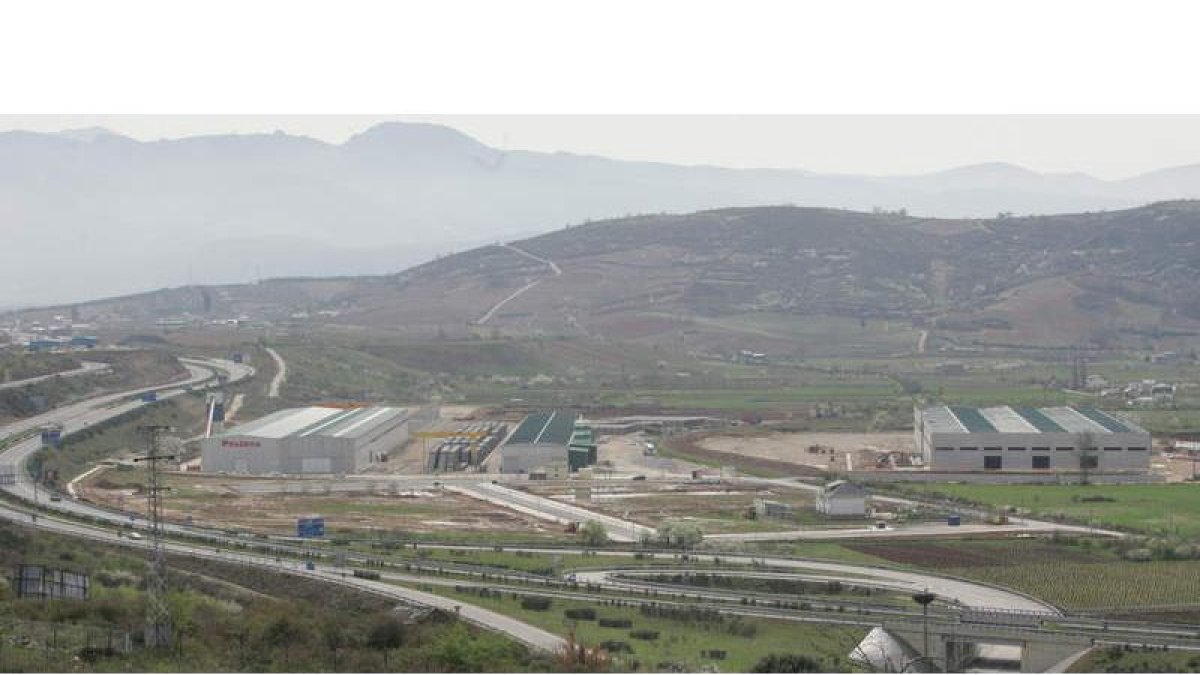 El director general de Green Biosfera declaró que cuentan con los fondos para comprar 17.000 metros del polígono de Vilela.