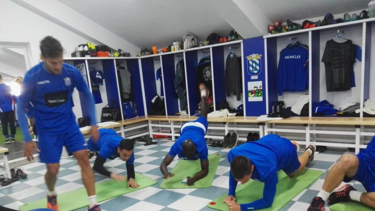El Melilla, en su vestuario.