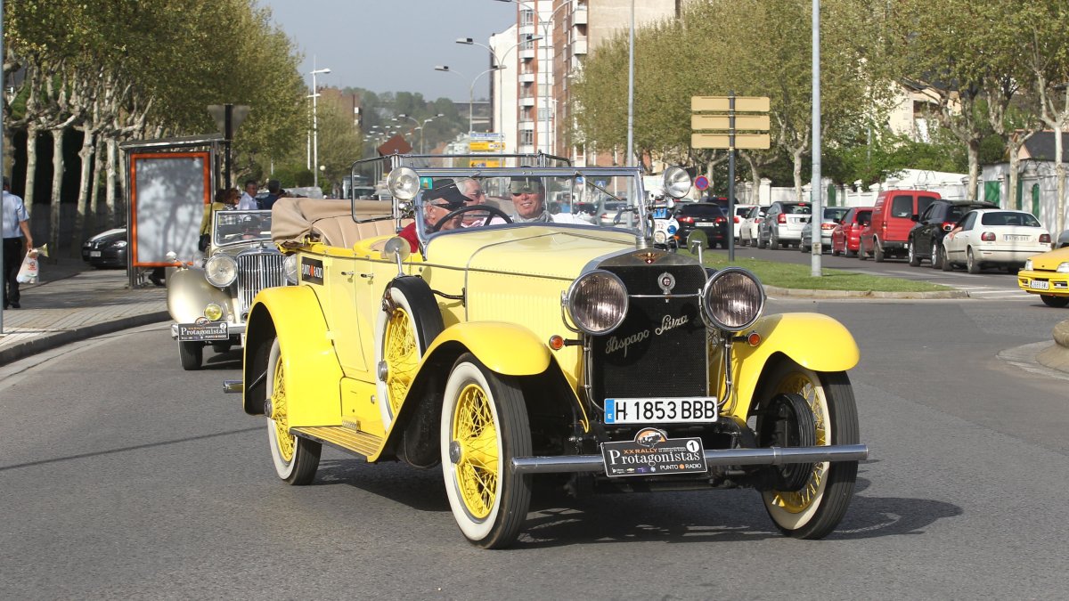 Quince automóviles clásicos de antes de la Segunda Guerra Mundial, un tercio de ellos de la mítica marca Hispano Suiza, recuperarán del 6 al 11 de junio el Rally Protagonistas en homenaje al locutor berciano Luis del Olmo. Saldrá de Segovia y recorrerán 610 kilómetros antes de llegar a Ponferrada.