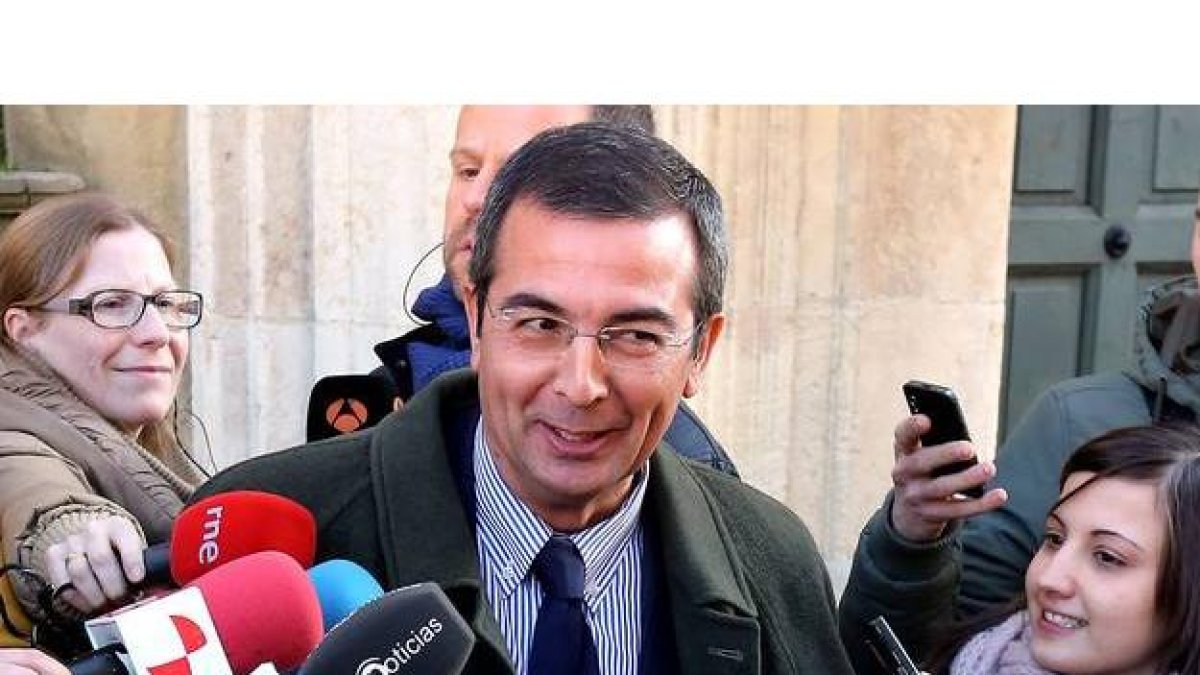 Fermín Guerrero, abogado de Raquel Gago
