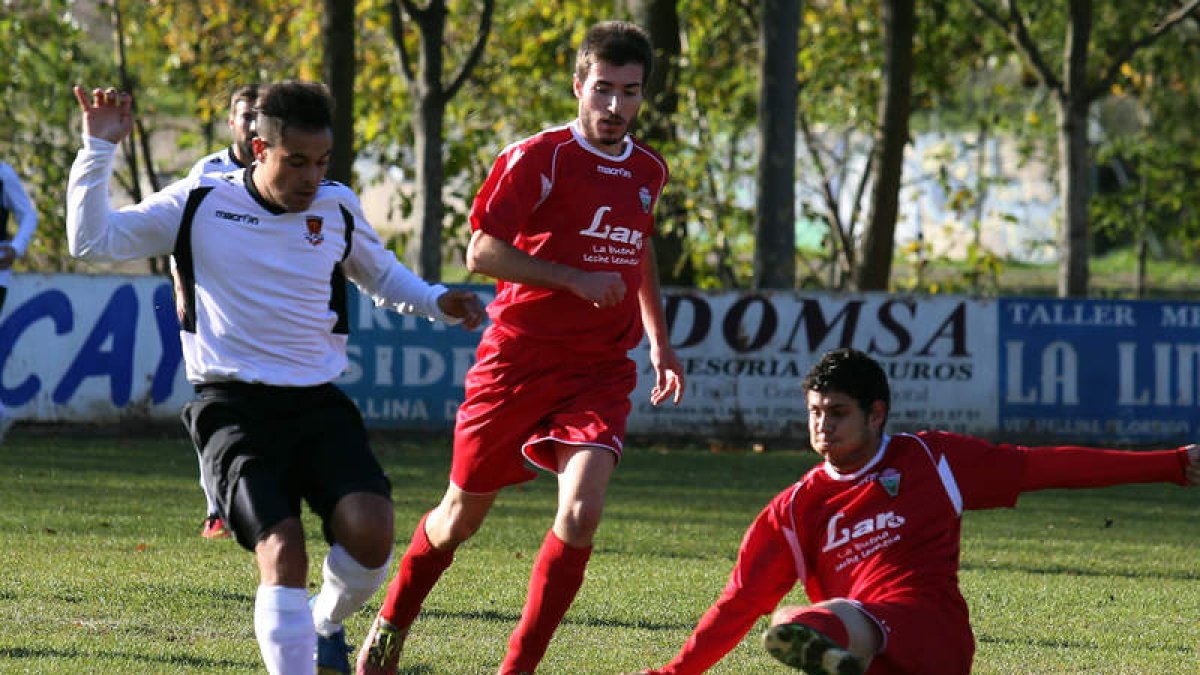 El equipo leonés logró un merecido triunfo ante el líder.