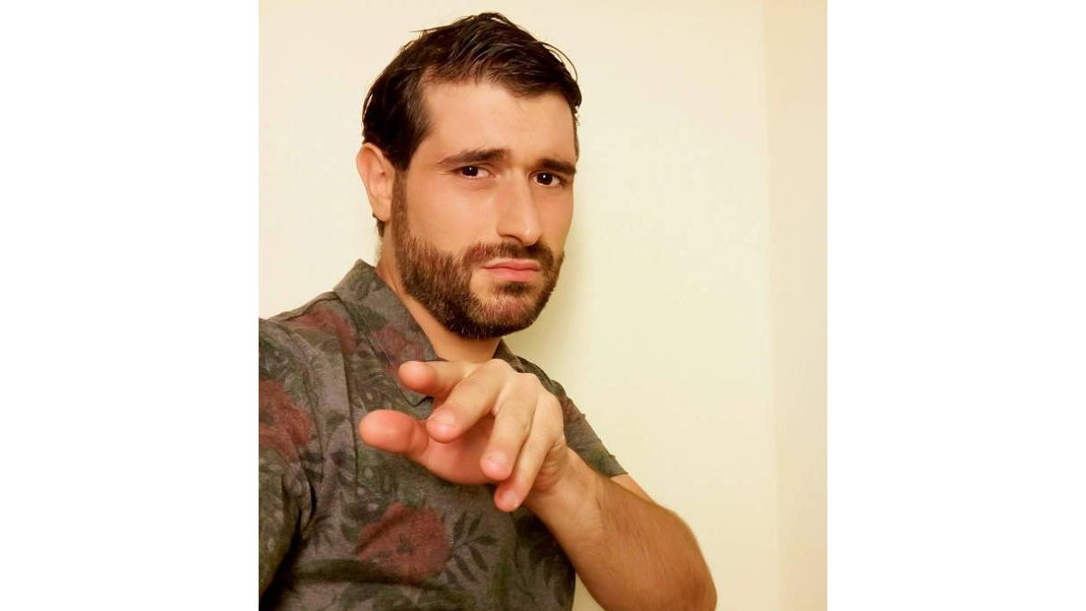 Héctor Arteaga desarrolla en Galicia sus facetas de actor, presentador y representante. DL