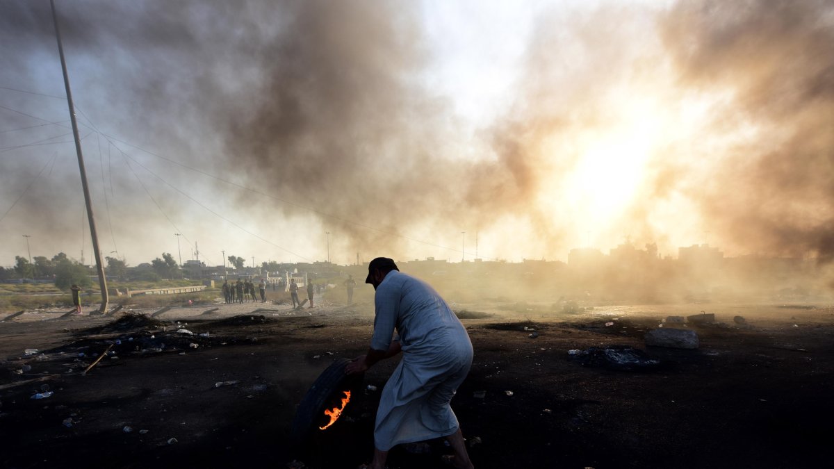 Suben a 93 los muertos y casi 4.000 heridos tras 4 días de protestas en Irak