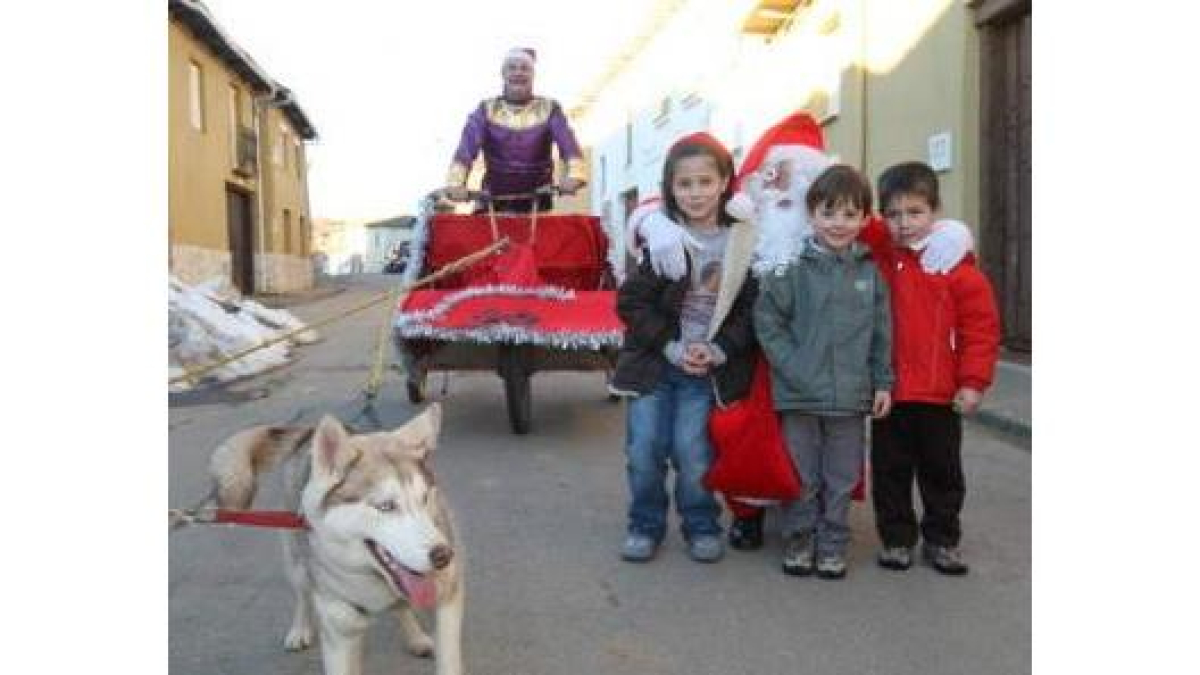 Los niños de la escuela infantil San Lorenzo disfrutaron de los Reyes